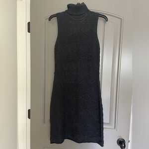 Calvin Klein Woman’s sleeveless Sweater dress turtleneck in Sz S